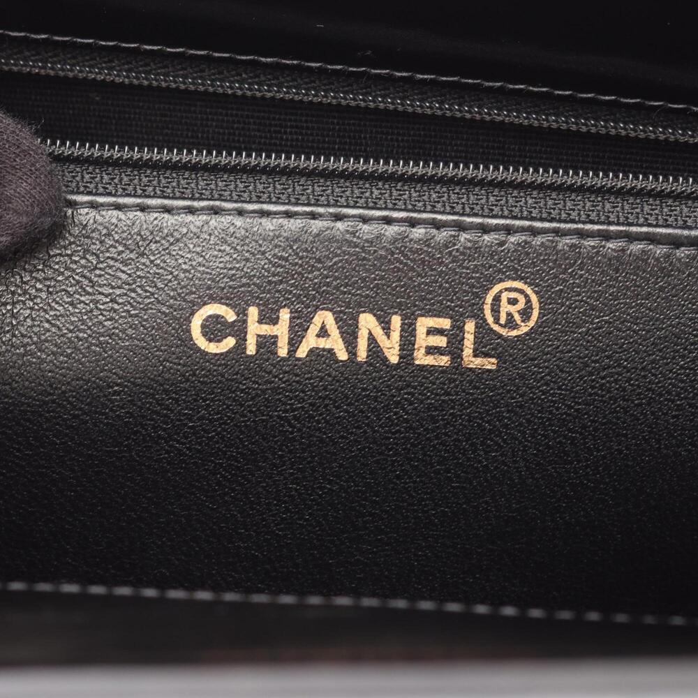 CHANEL Black Leather Tote Bag - Picture 4 of 15